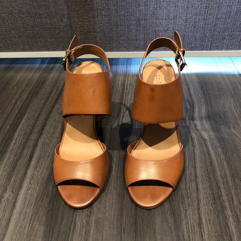 Lidigo Rd. Brown Sandal Heels